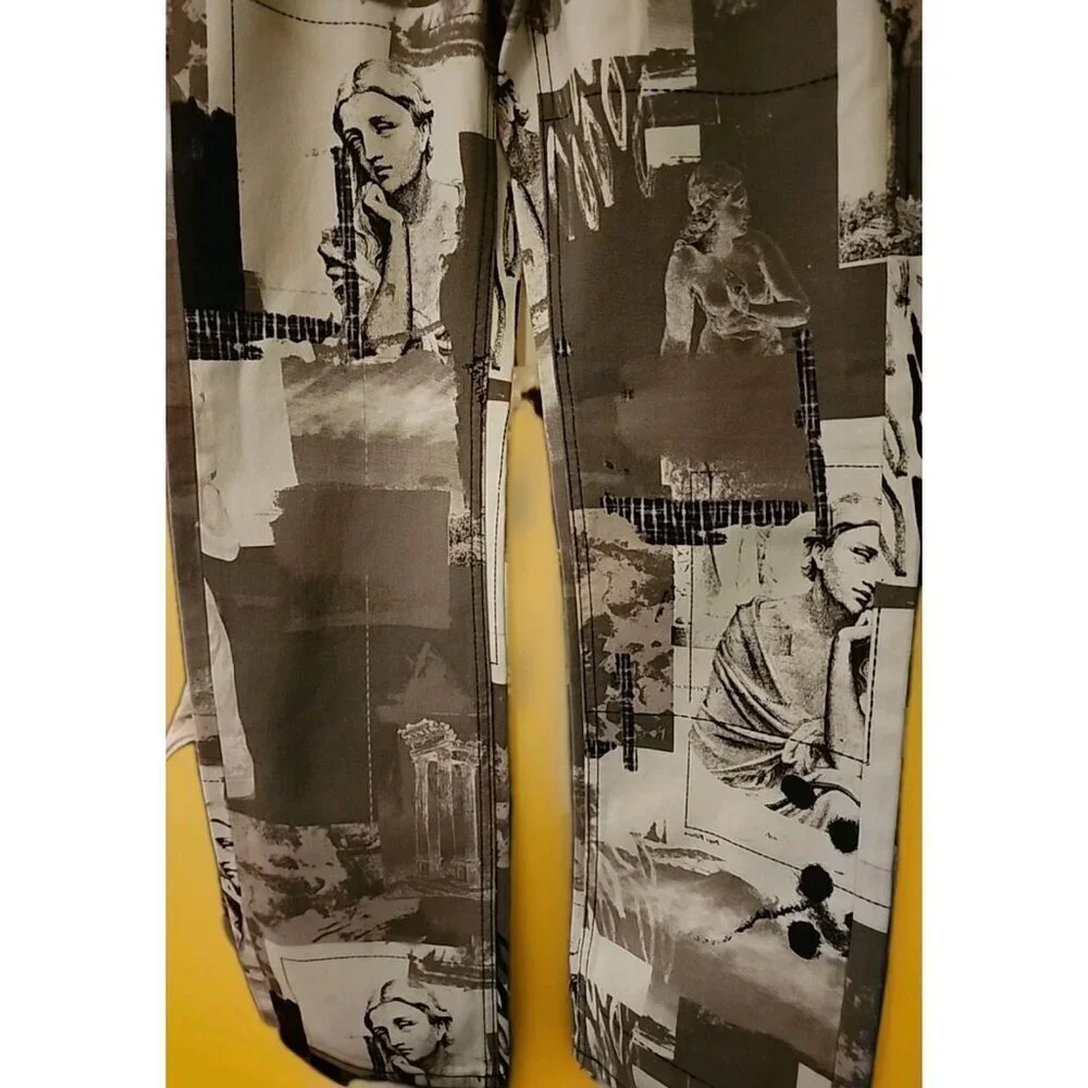 Urban Outfitters BDG Renaissance Print Cowboy Jean Sz 25 HighWaist Straight CR50